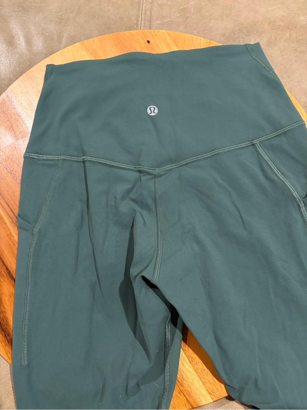 lululemon athletica align leggings with pockets- 3/4 length